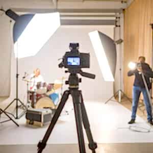 Sanatçı Albüm Çekimi 6 Sanatçı Albüm Çekimi